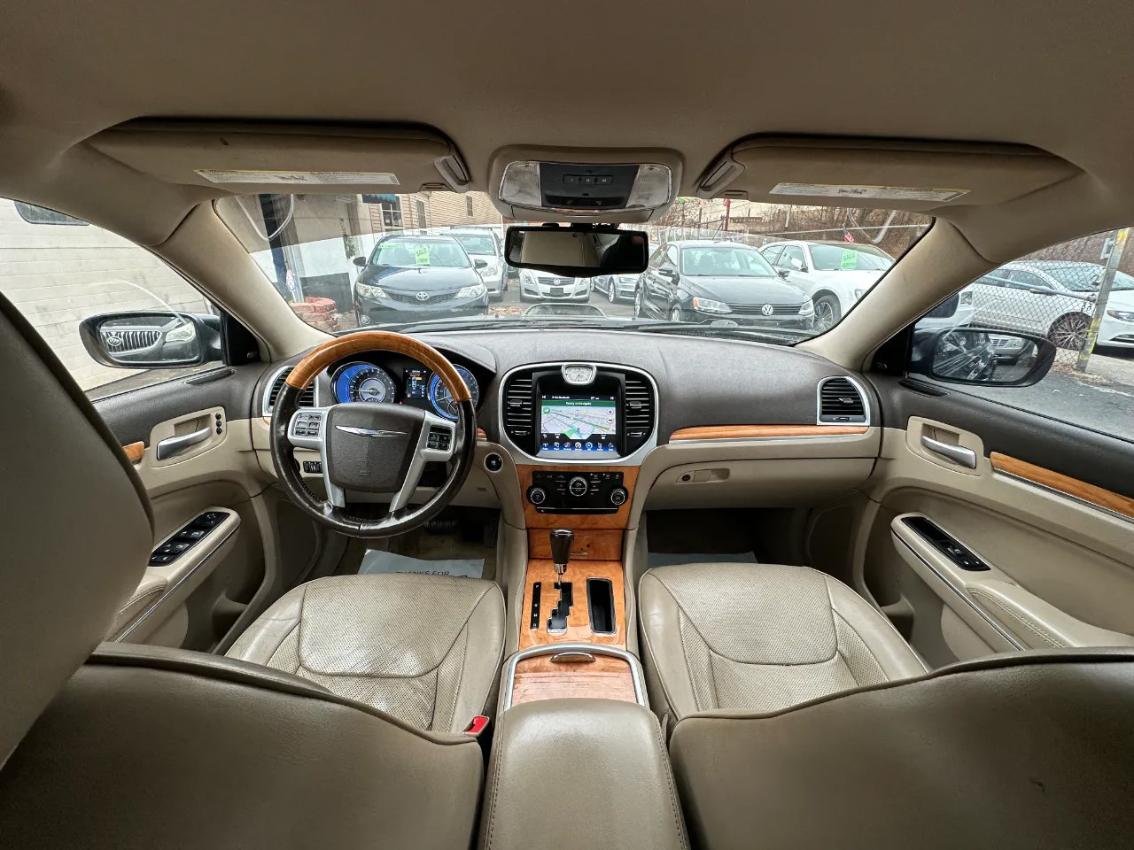 Used 2014 Chrysler 300 C RWD image 50