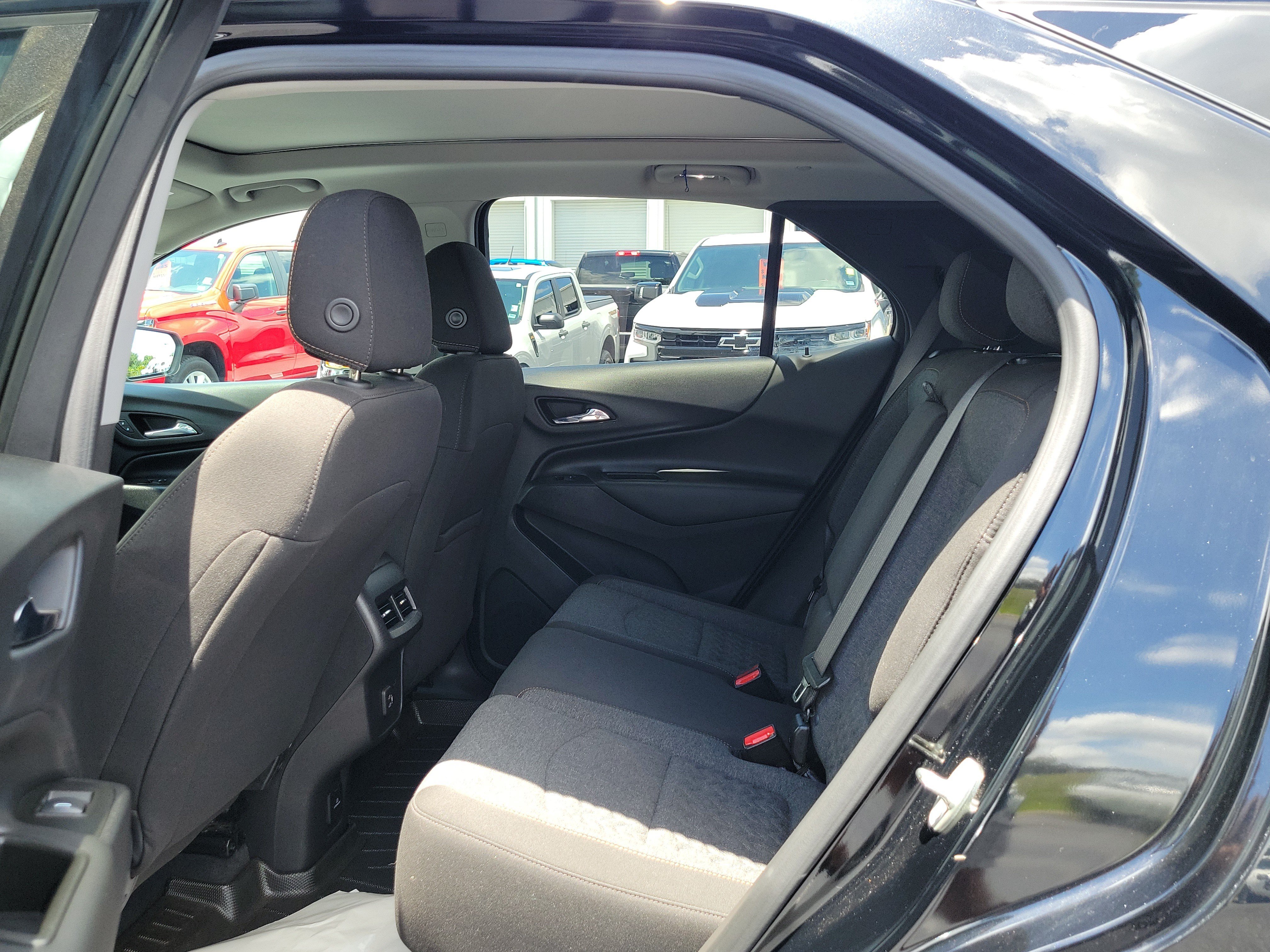 Used 2022 Chevrolet Equinox LT FWD image 13
