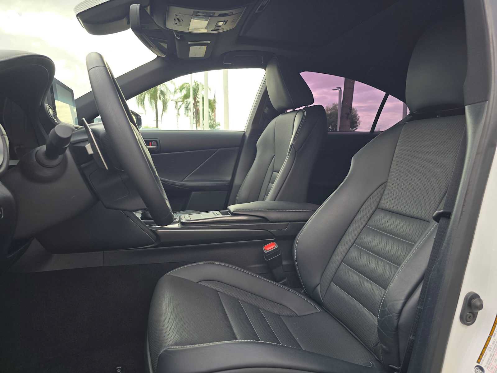 Used 2024 Lexus IS 350 F Sport RWD image 21