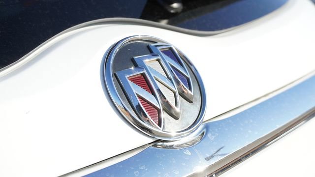 Used 2019 Buick Enclave Essence w/ LPO, Sport Appearance Package image 12