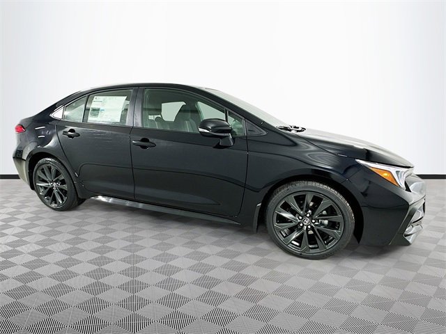New 2026 Toyota Corolla SE image 3