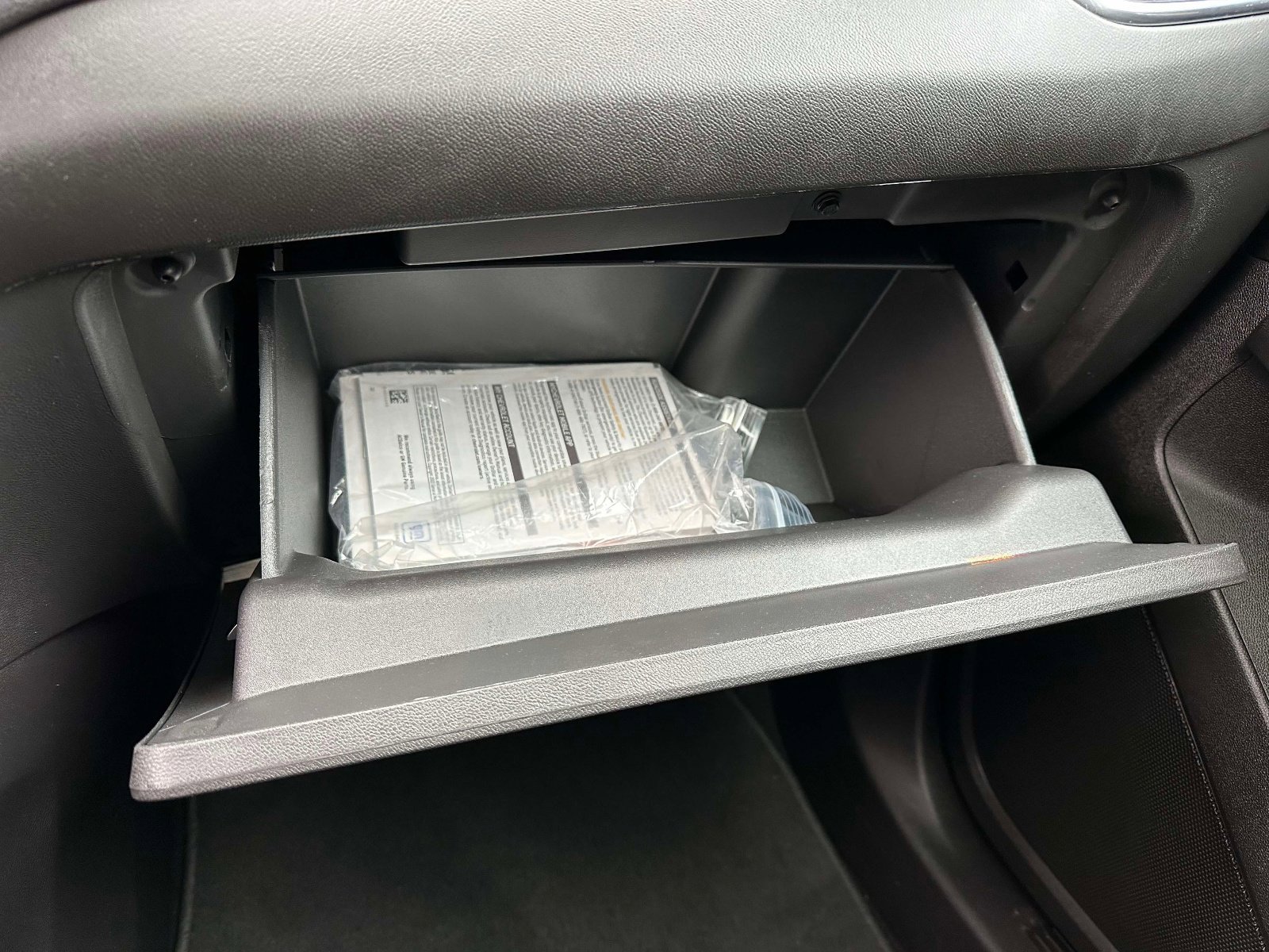 Used 2023 Chevrolet Equinox LT image 32