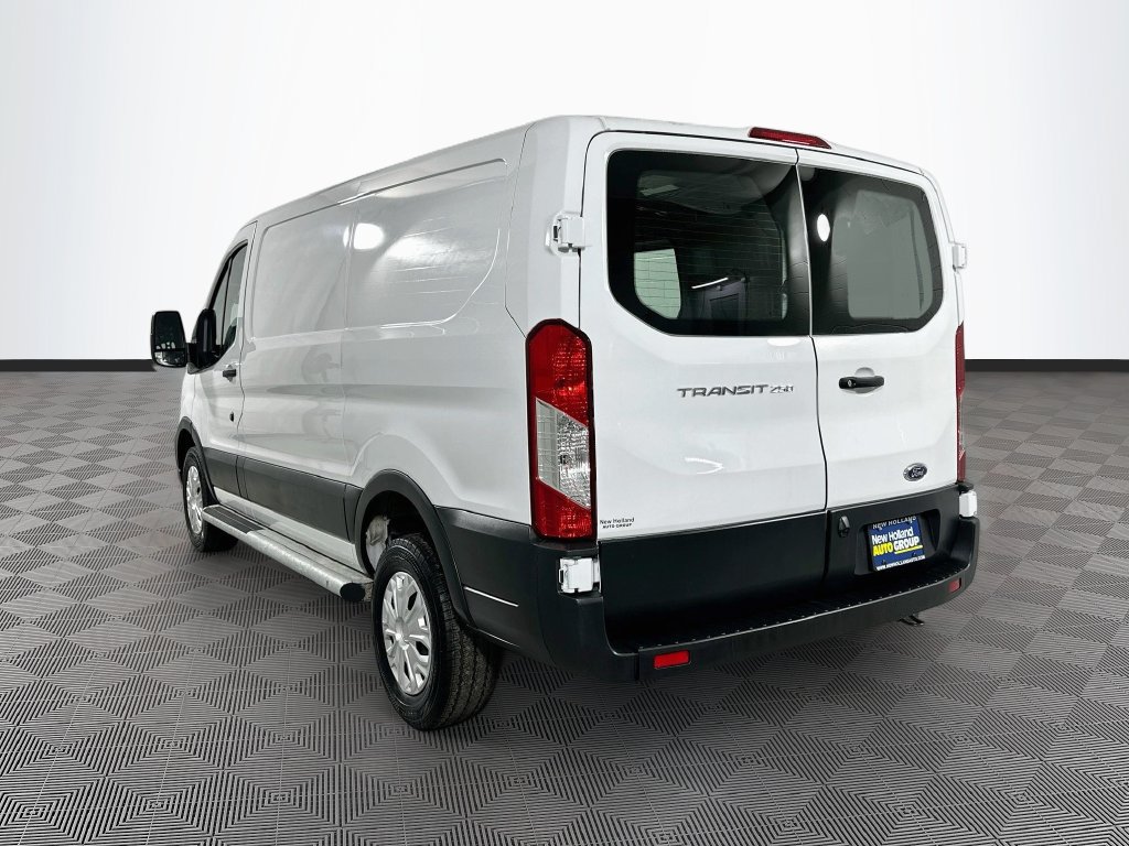 Used 2025 Ford Transit 250 Low Roof w/ Exterior Upgrade Package RWD image 5