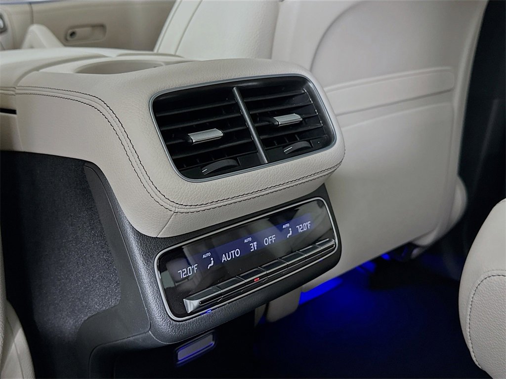 New 2026 Mercedes-Benz GLS 580 4MATIC image 28