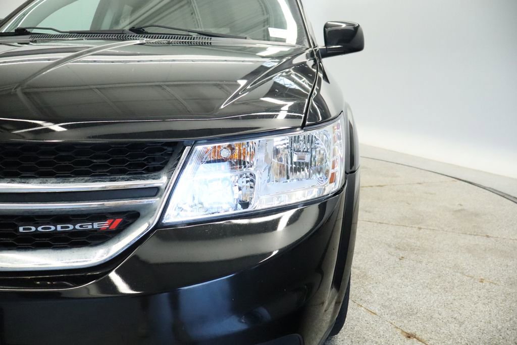 Used 2017 Dodge Journey SXT w/ Comfort/Convenience Group image 10