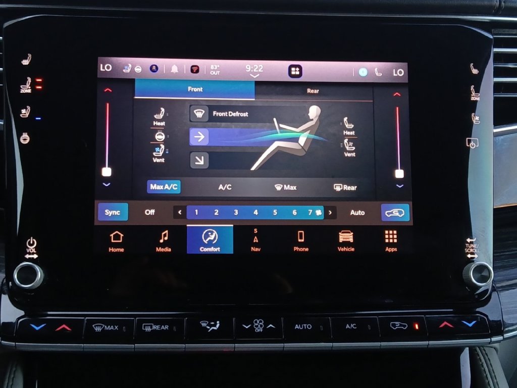 Used 2022 Jeep Wagoneer Series III w/ Premium Group I RWD image 4