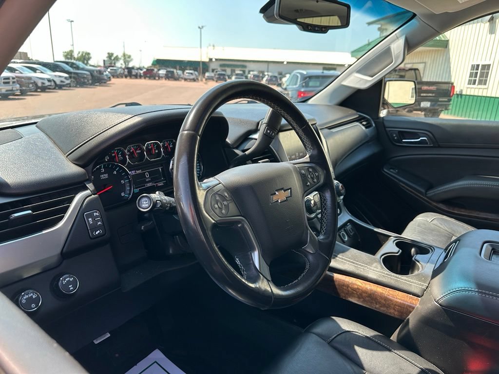 Used 2018 Chevrolet Suburban LT AWD/4WD image 2