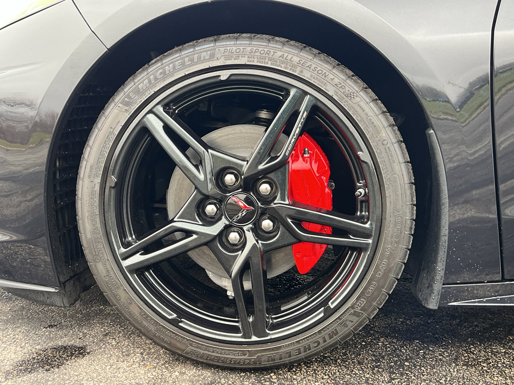 Used 2024 Chevrolet Corvette Stingray Preferred Cpe w/ Stealth Interior Trim Package image 10