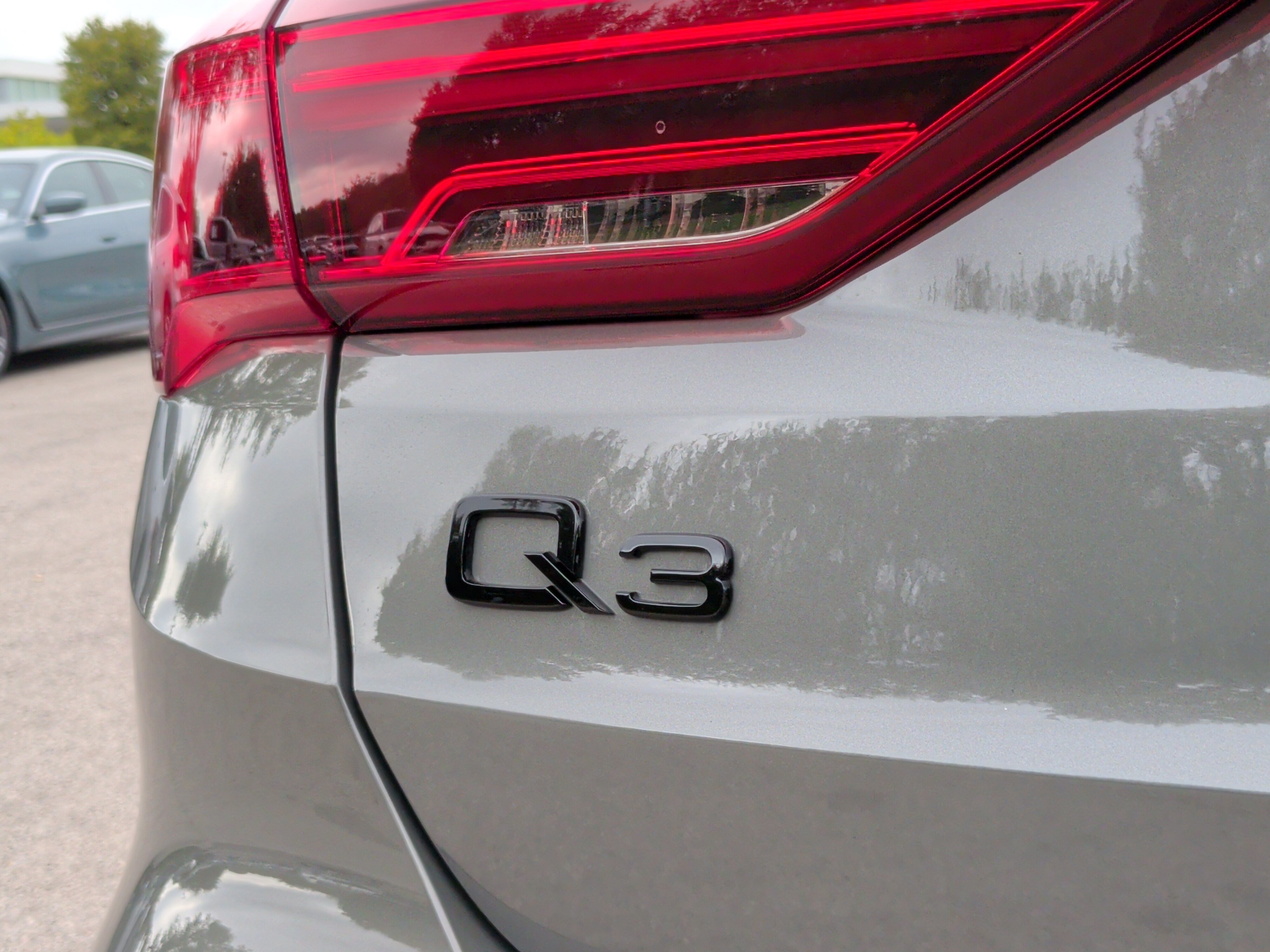 Used 2024 Audi Q3 2.0T Premium Plus AWD/4WD image 12