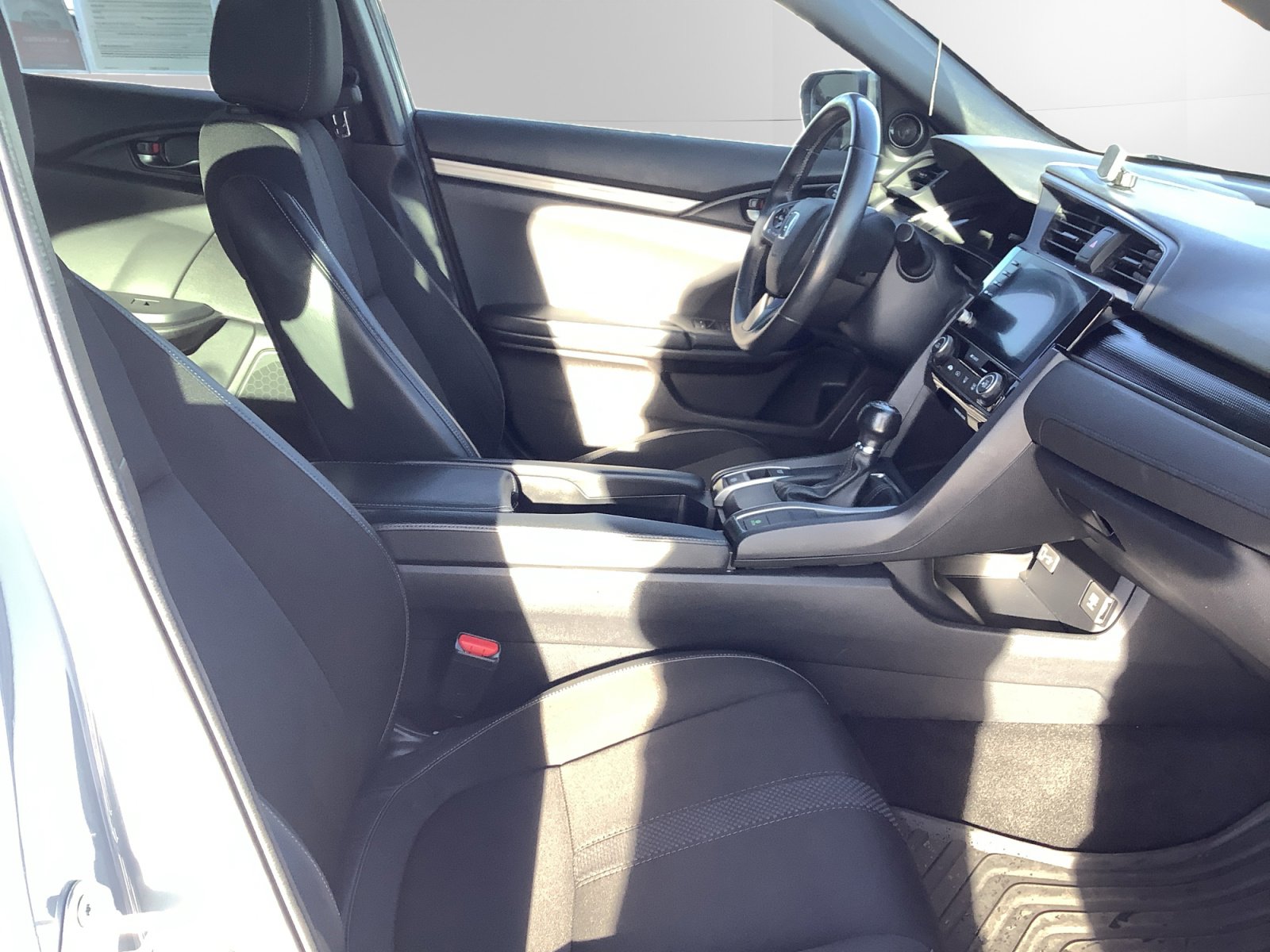 Used 2020 Honda Civic Sport image 15