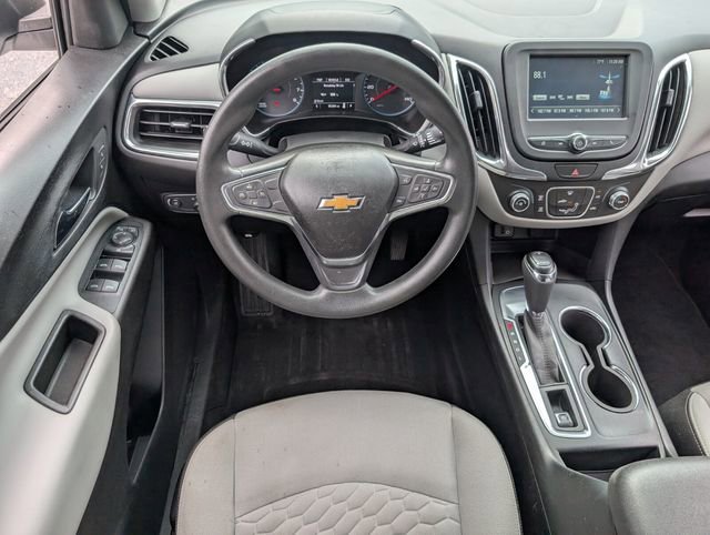 Used 2018 Chevrolet Equinox LS image 9