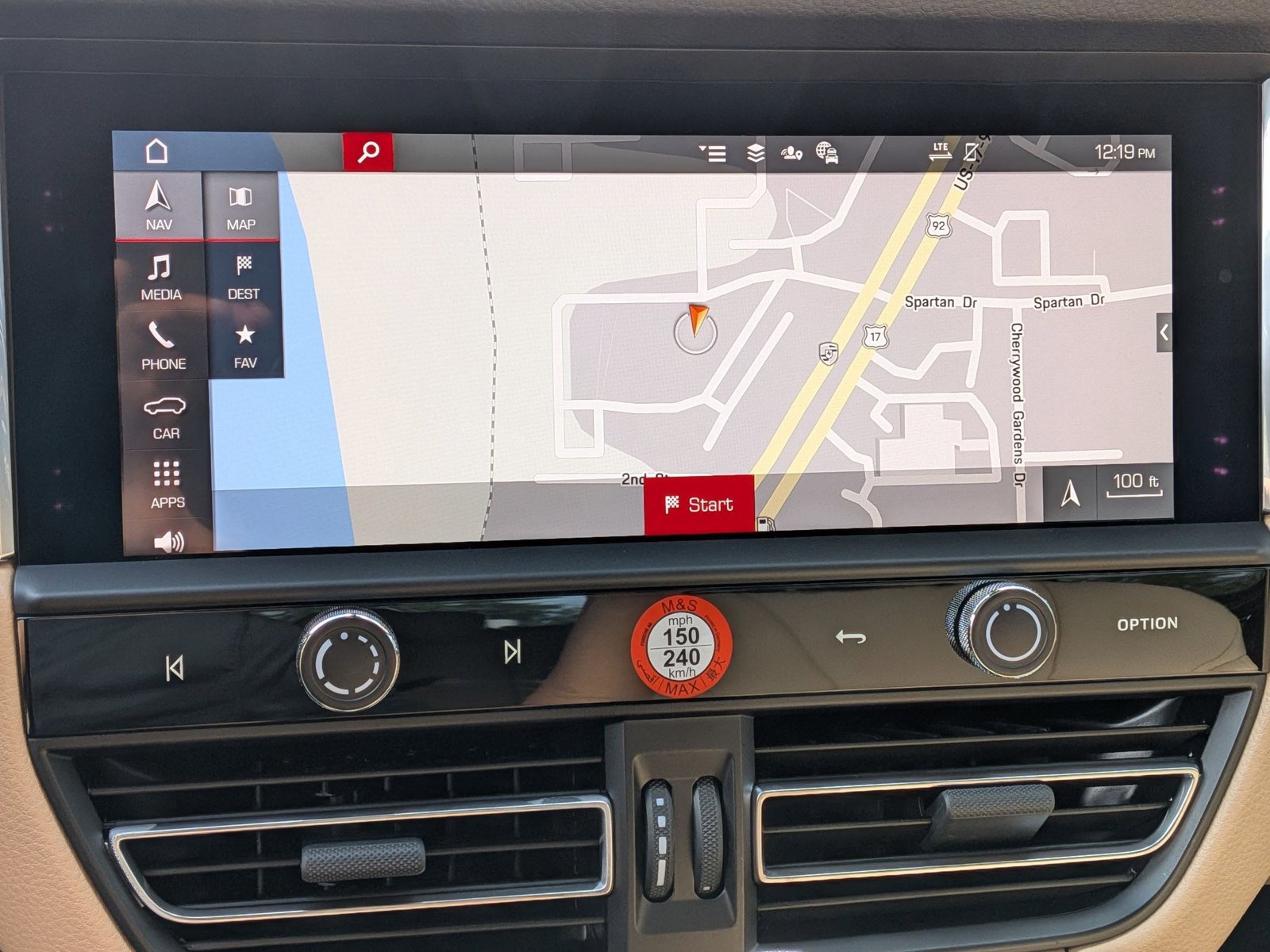 New 2026 Porsche Macan image 19