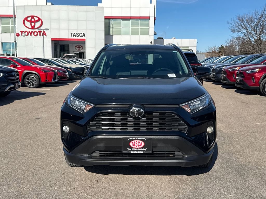 Used 2019 Toyota RAV4 XLE w/ Convenience Package image 2