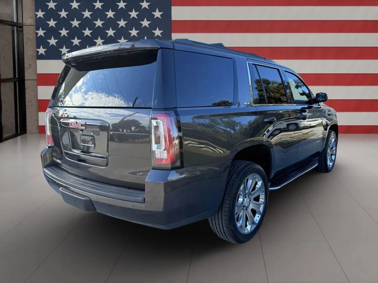 Used 2018 GMC Yukon SLE w/ Convenience Package image 5