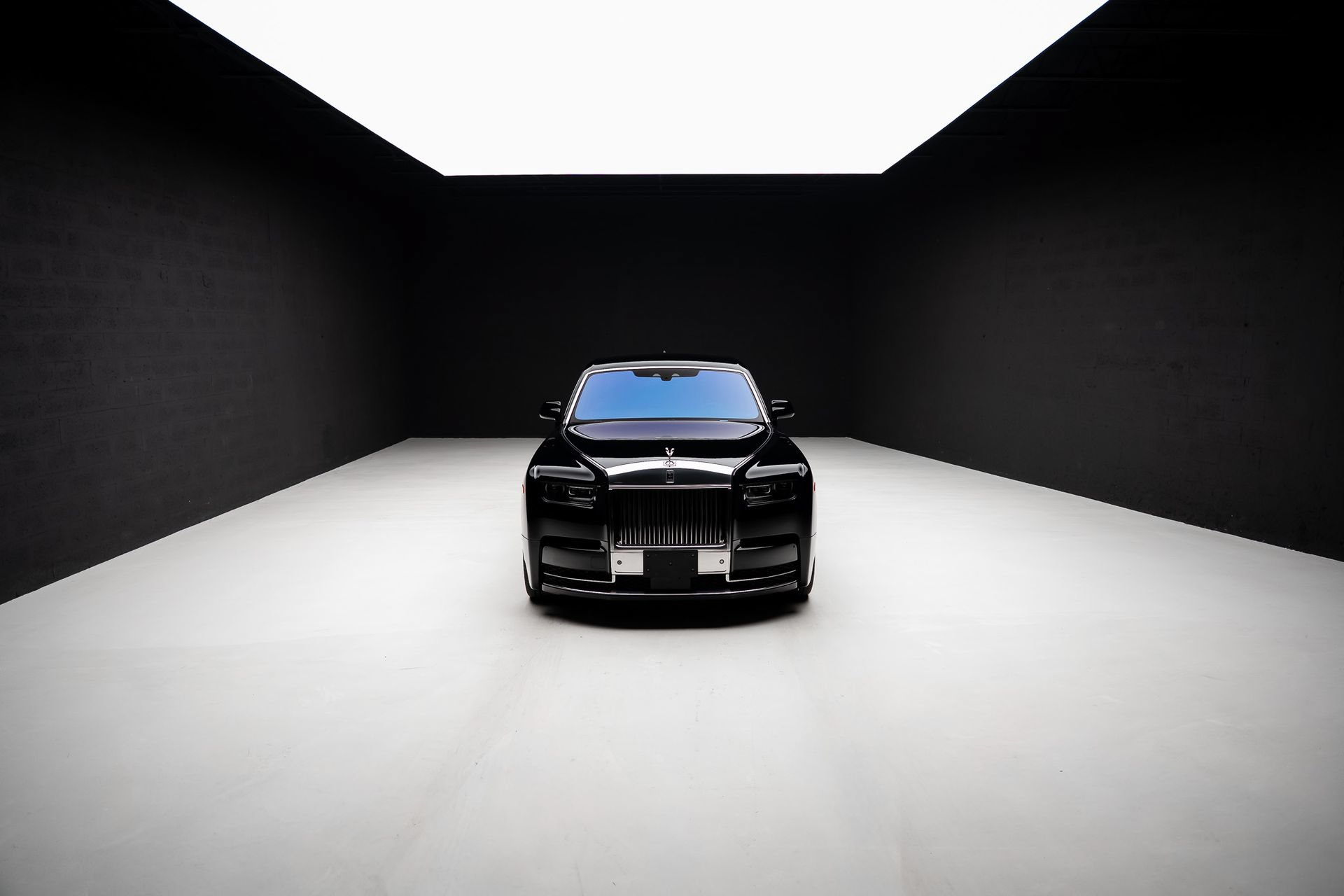 Used 2023 Rolls-Royce Phantom Sedan w/ The Phantom Package RWD image 85