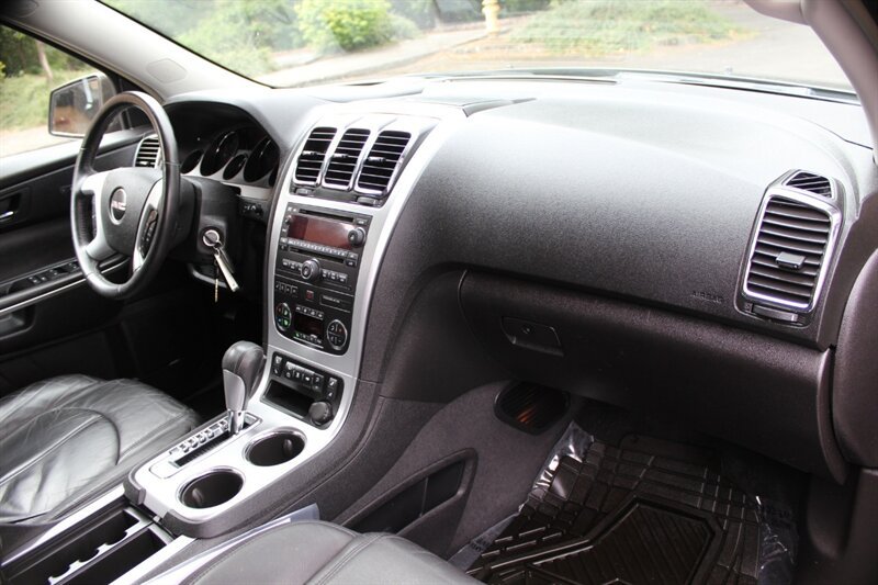 Used 2008 GMC Acadia SLT AWD/4WD image 19