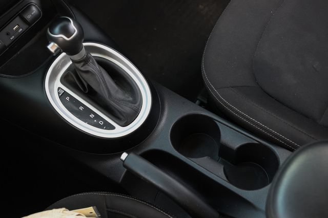 Used 2017 Kia Soul FWD image 36