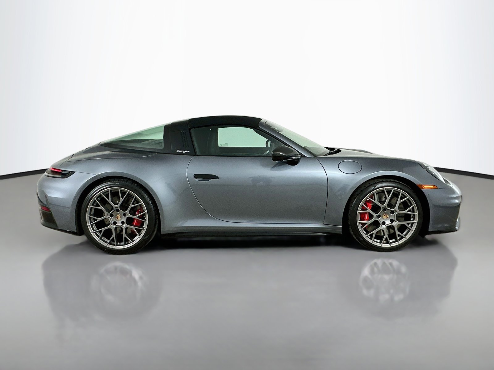 Used 2026 Porsche 911 Targa 4S AWD/4WD image 4
