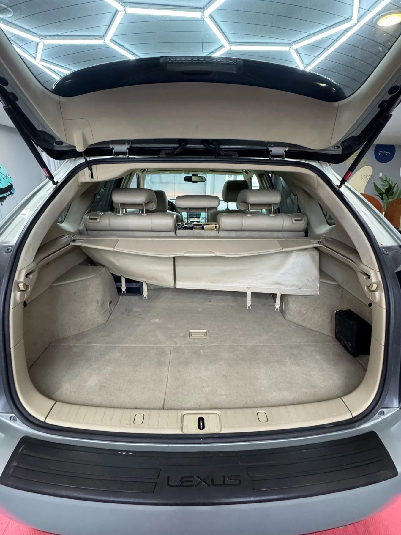 Used 2006 Lexus RX 400h 2WD image 23