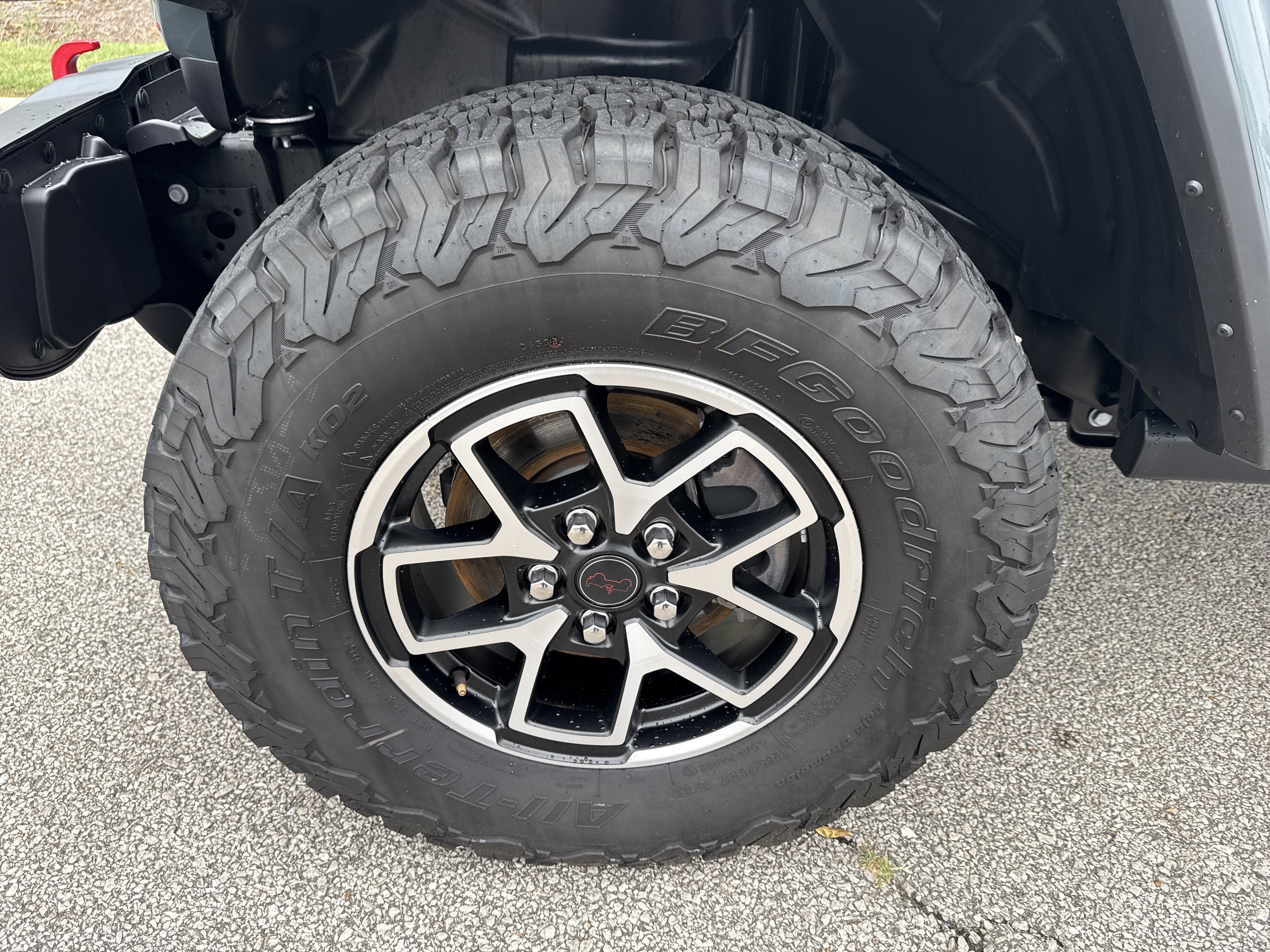 Used 2026 Jeep Wrangler Unlimited Rubicon AWD/4WD image 11