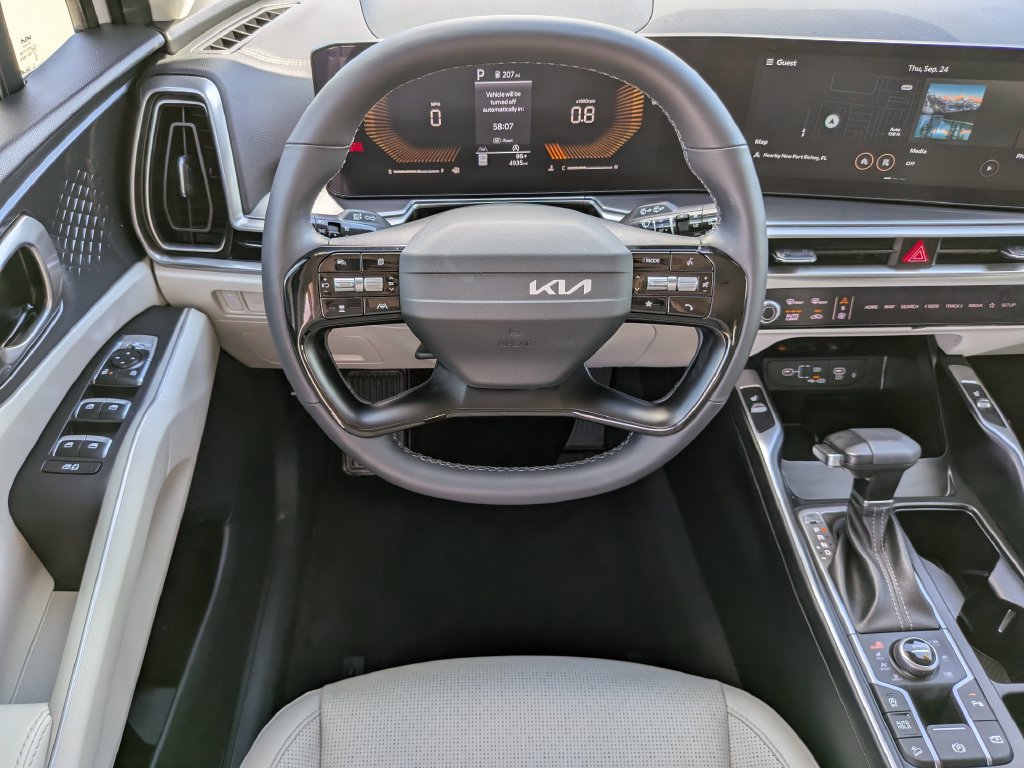 Certified 2026 Kia Sorento EX AWD/4WD image 17