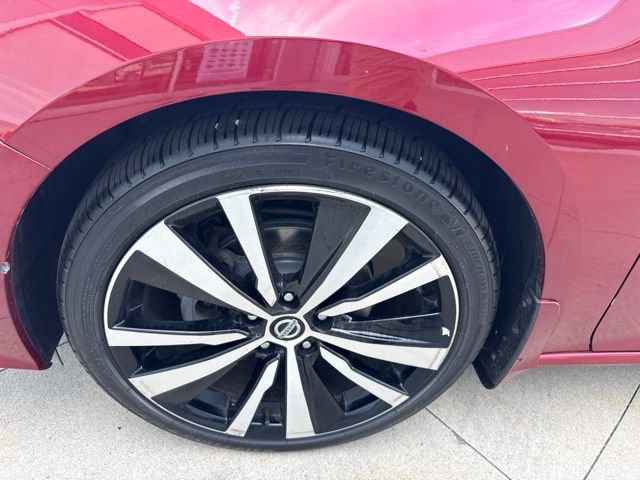 Used 2019 Nissan Altima 2.5 SR AWD/4WD image 12