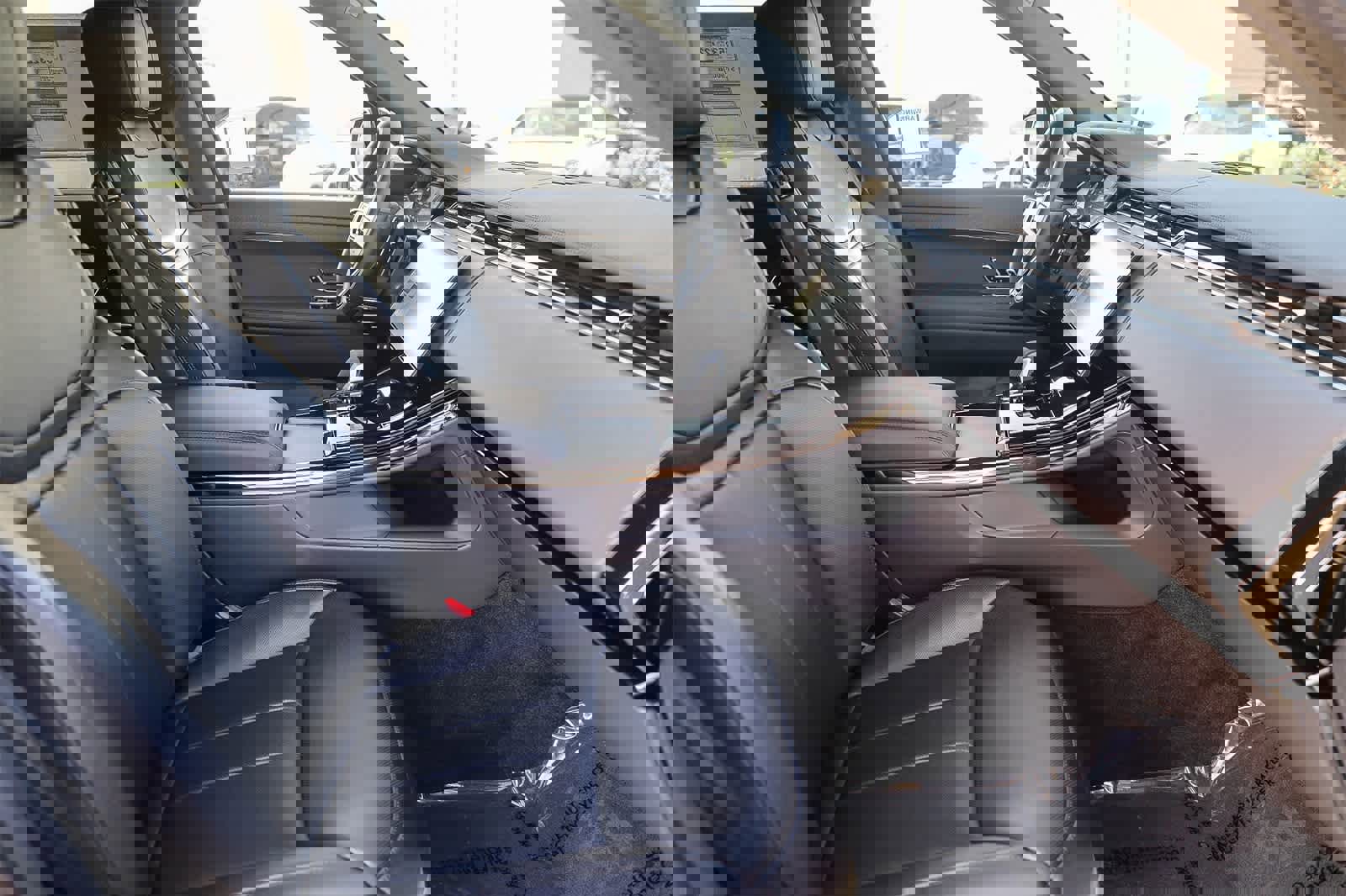 New 2026 Land Rover Range Rover Sport Dynamic SE image 15