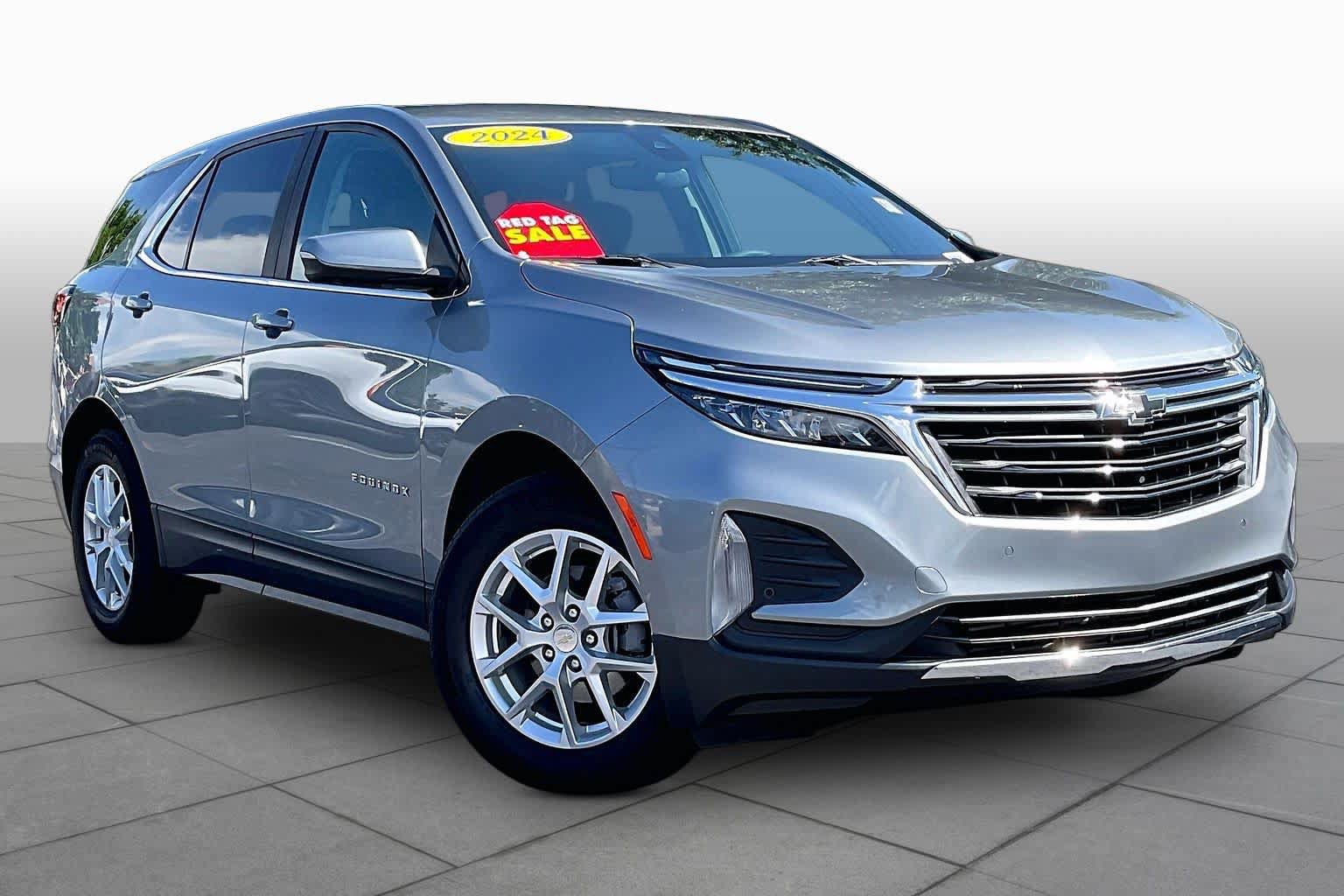 Used 2024 Chevrolet Equinox LT FWD image 3