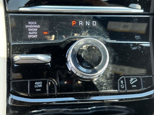 Used 2023 Jeep Grand Cherokee 4WD 4xe image 32