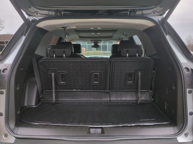 Used 2021 Chevrolet Traverse RS image 23