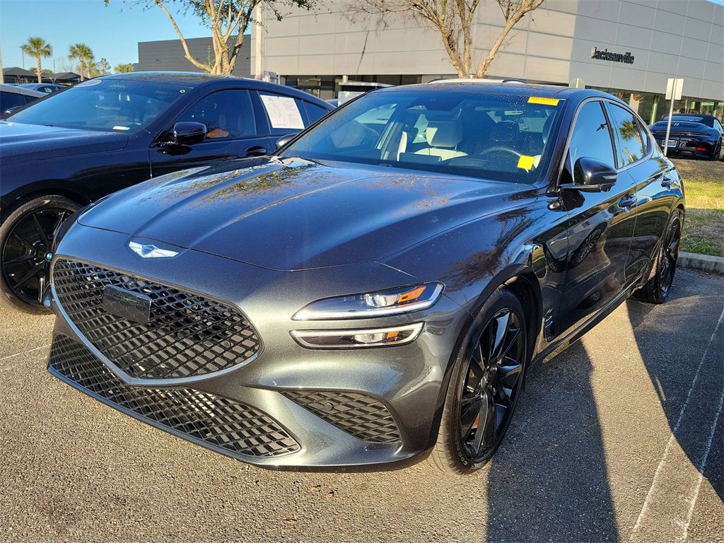 Used 2022 Genesis G70 3.3T image 8