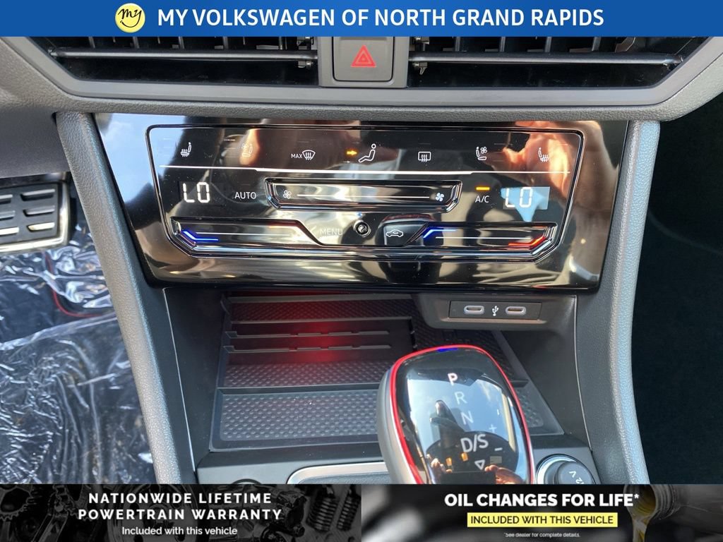 New 2026 Volkswagen Jetta GLI Autobahn FWD image 14