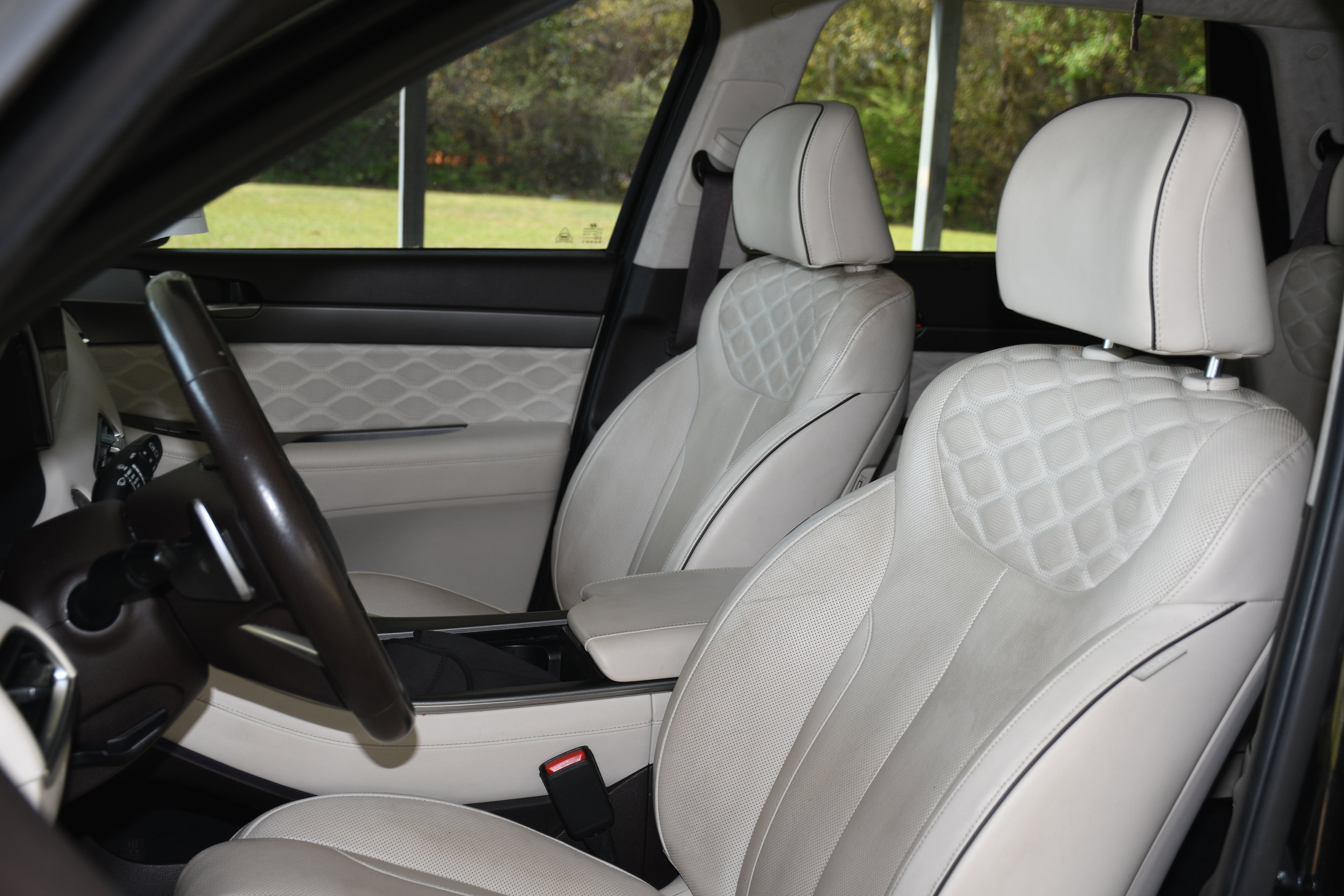 Used 2021 Hyundai Palisade Calligraphy image 11