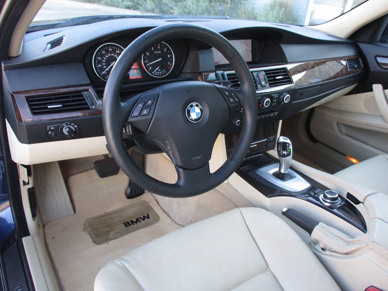 Used 2010 BMW 535i xDrive Sedan AWD/4WD image 62