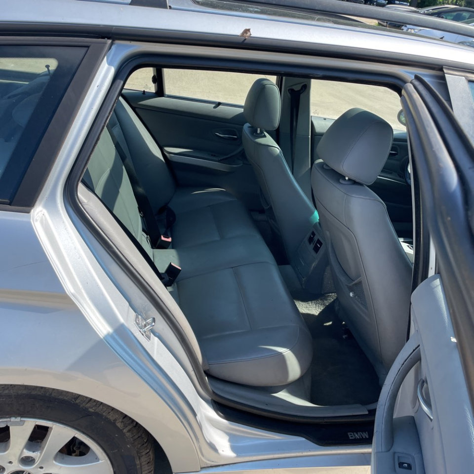 Used 2007 BMW 328xi Wagon image 18