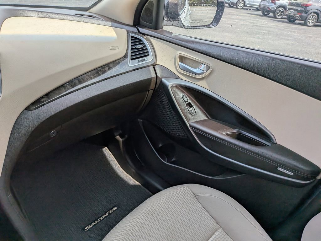 Used 2017 Hyundai Santa Fe Sport image 18