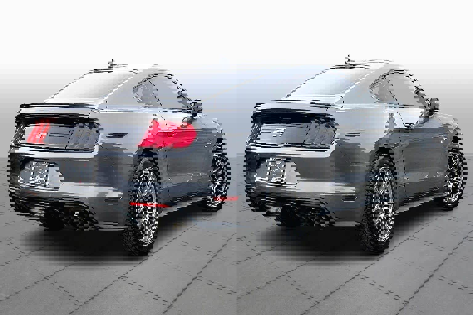 Used 2023 Ford Mustang GT Premium image 14