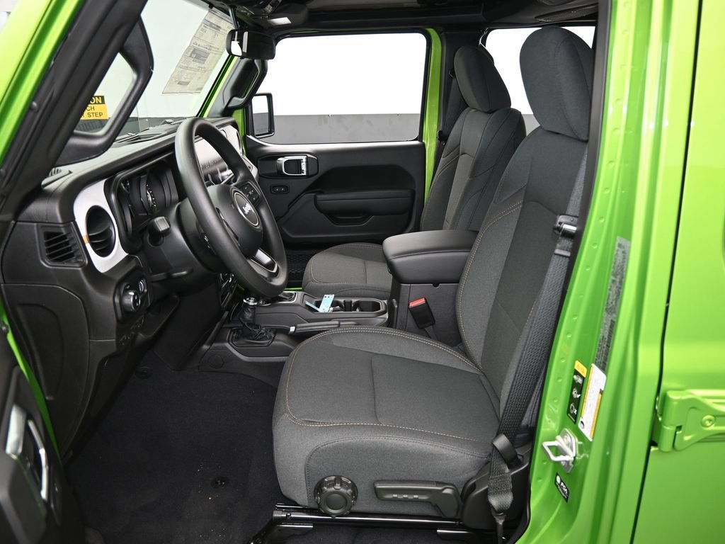 New 2026 Jeep Gladiator Sport AWD/4WD image 11