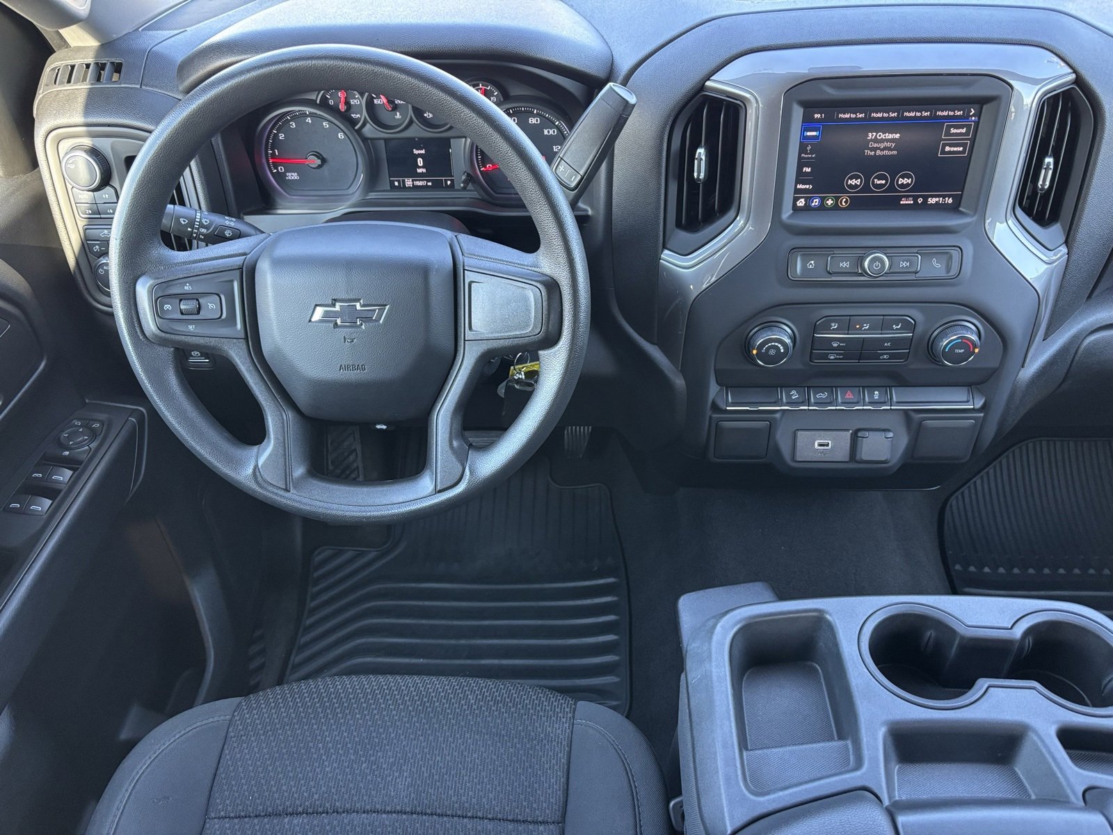 Used 2020 Chevrolet Silverado 1500 Custom Trail Boss w/ Custom Convenience Package image 3