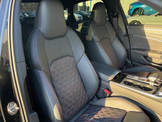 Used 2025 Audi S6 Premium Plus image 39
