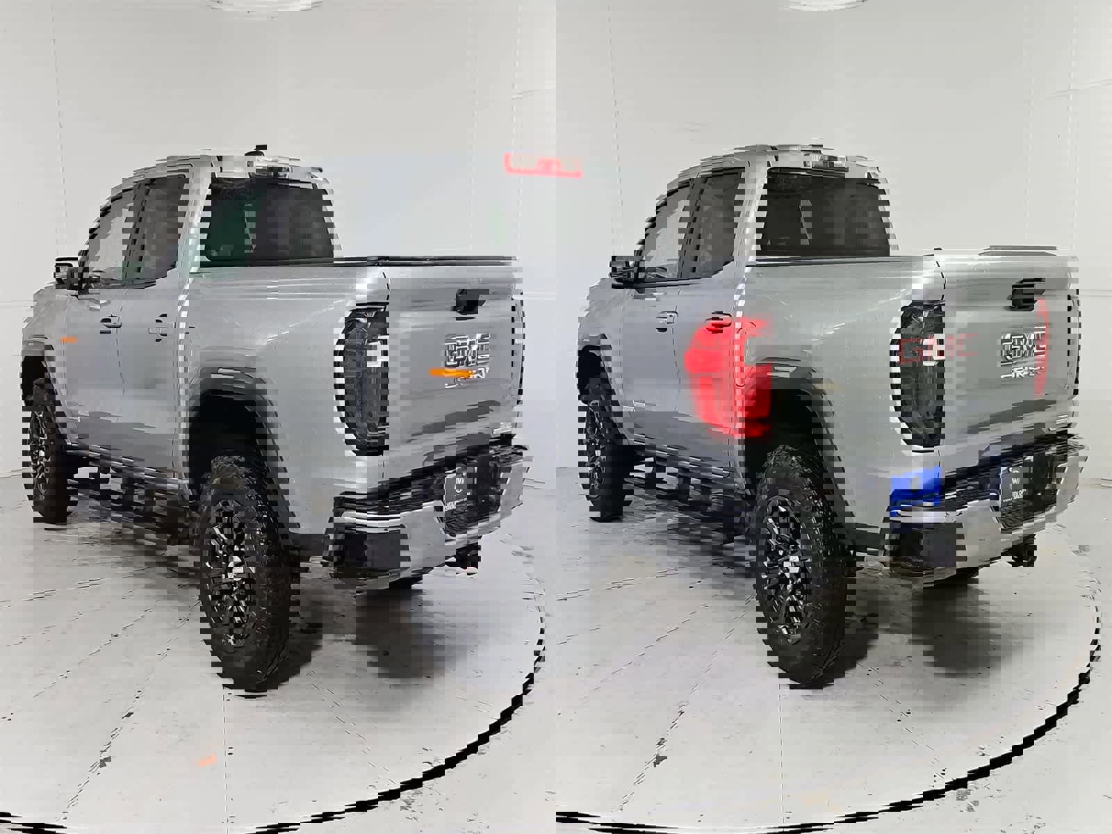 Used 2024 GMC Canyon Elevation image 4