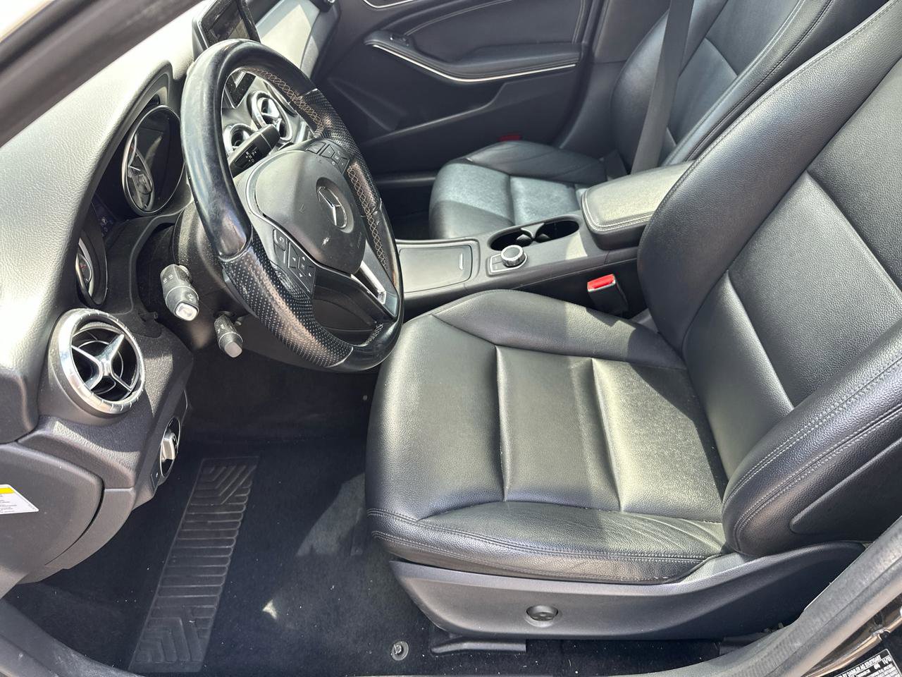 Used 2014 Mercedes-Benz CLA 250 image 8