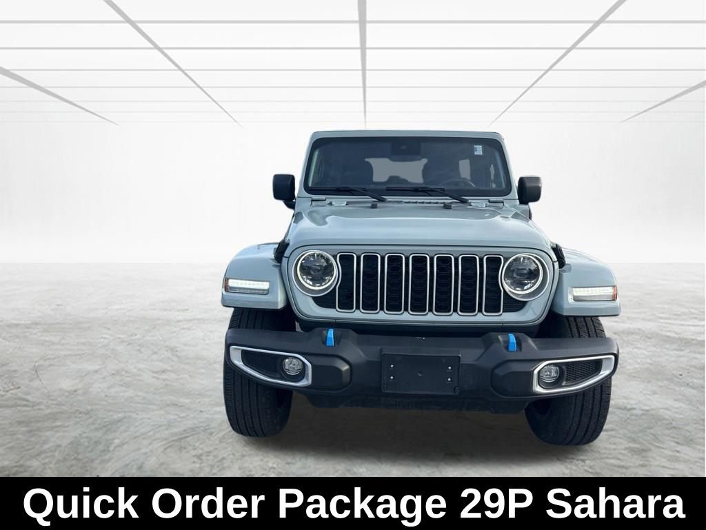 Used 2024 Jeep Wrangler Unlimited Sahara AWD/4WD image 9