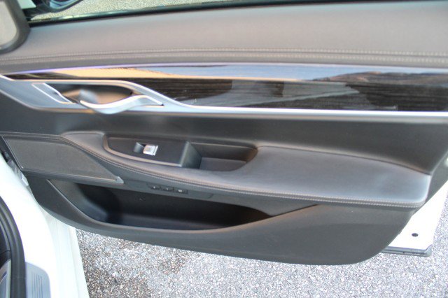 Used 2019 BMW 750i M SPORT DRIVER ASSIST+ w/ M Sport Package image 14