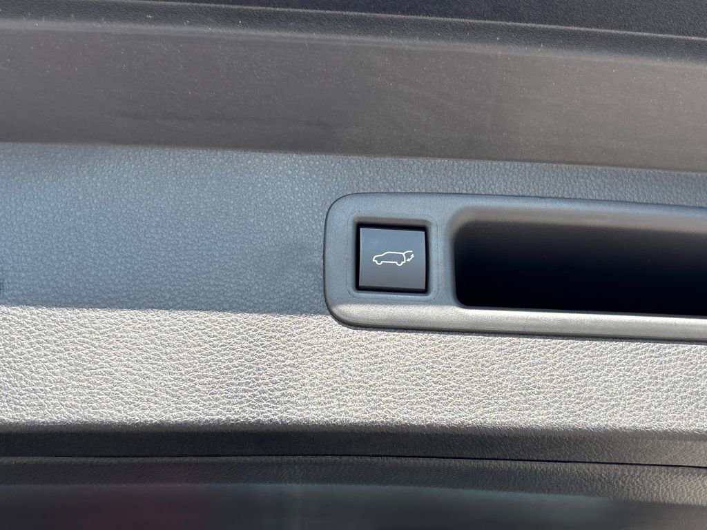 New 2026 Toyota Highlander Platinum image 35