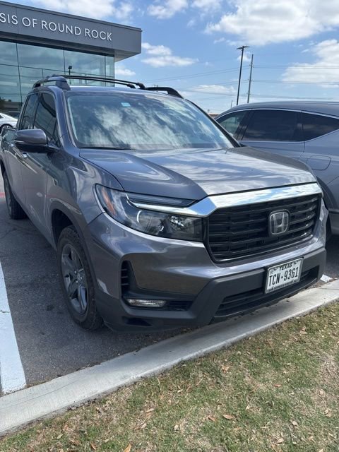 Used 2023 Honda Ridgeline RTL-E image 3