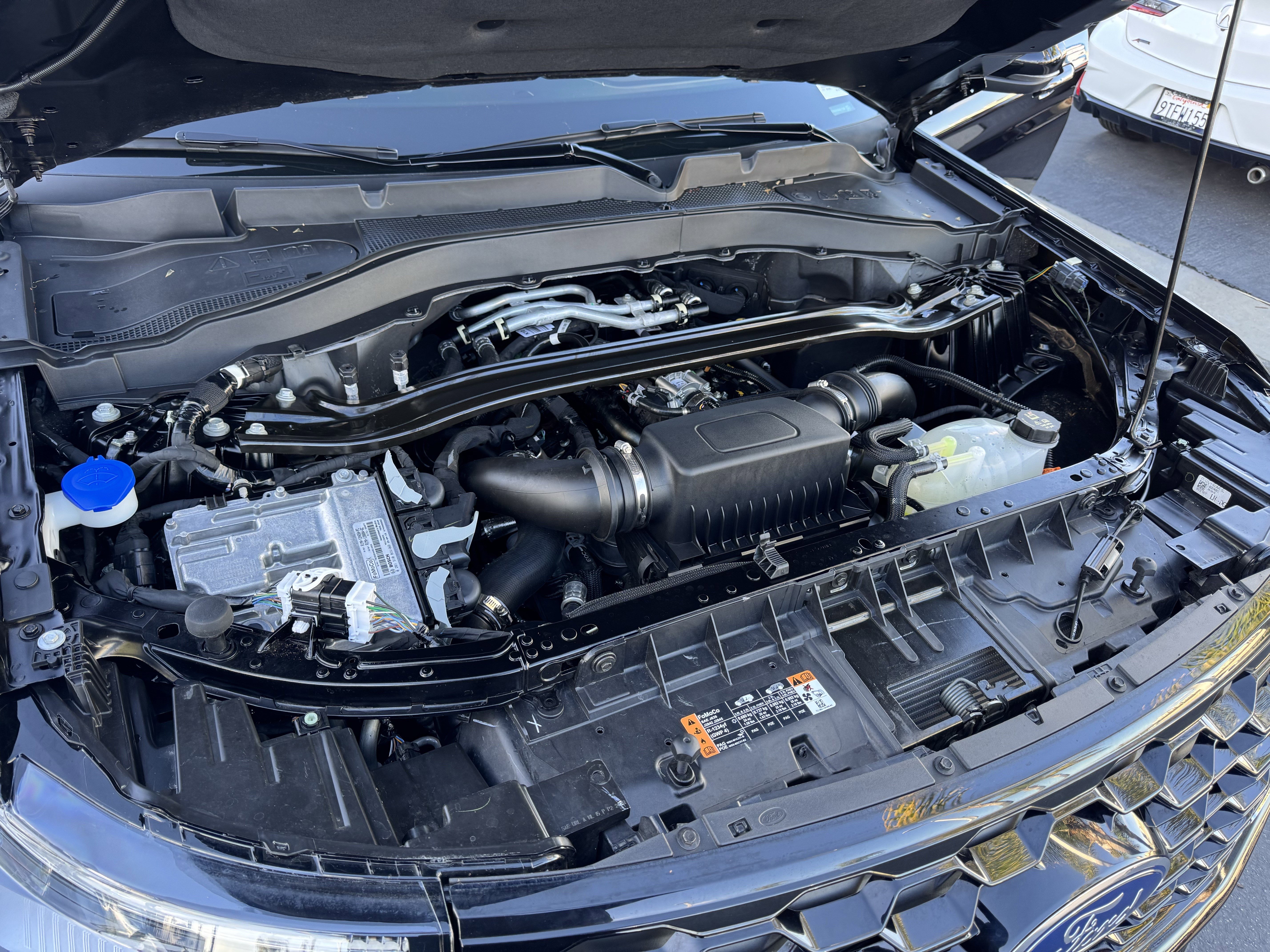 Used 2025 Ford Explorer ST image 40