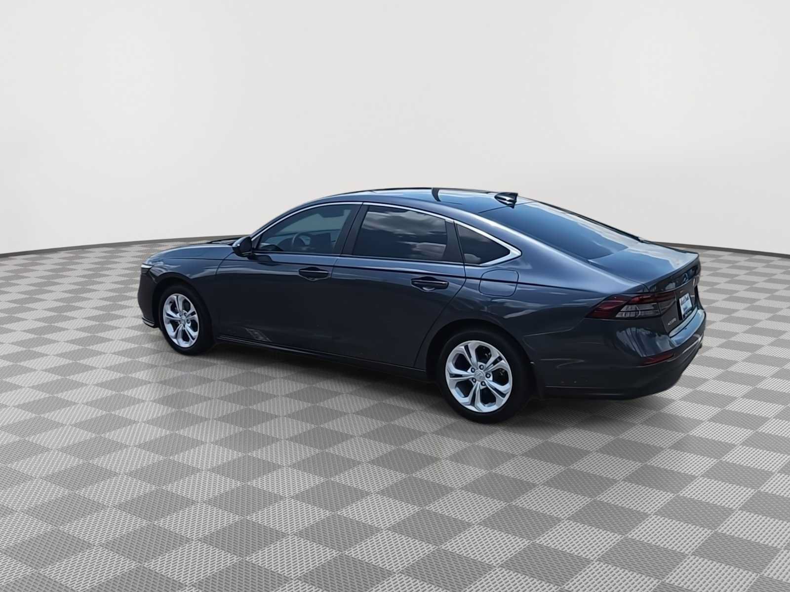 Certified 2025 Honda Accord LX image 6