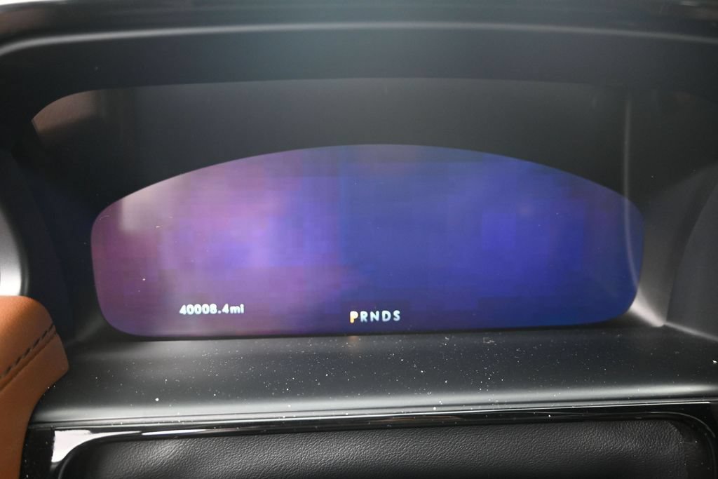 Used 2023 Lincoln Nautilus Reserve FWD image 11