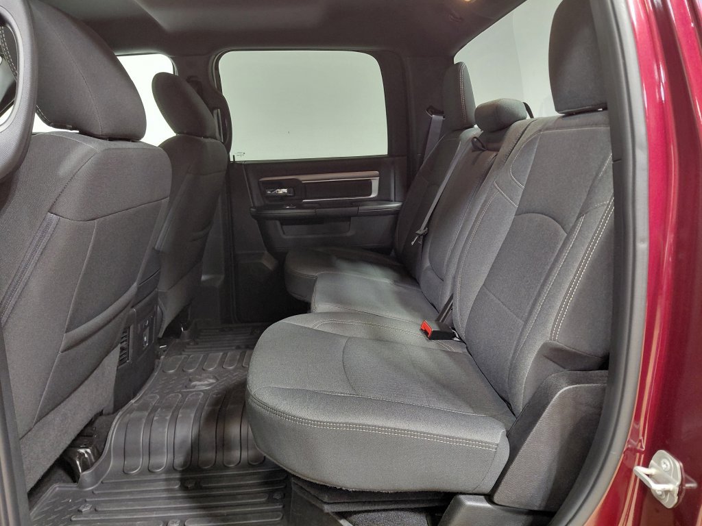 Used 2023 RAM 1500 Warlock AWD/4WD image 40